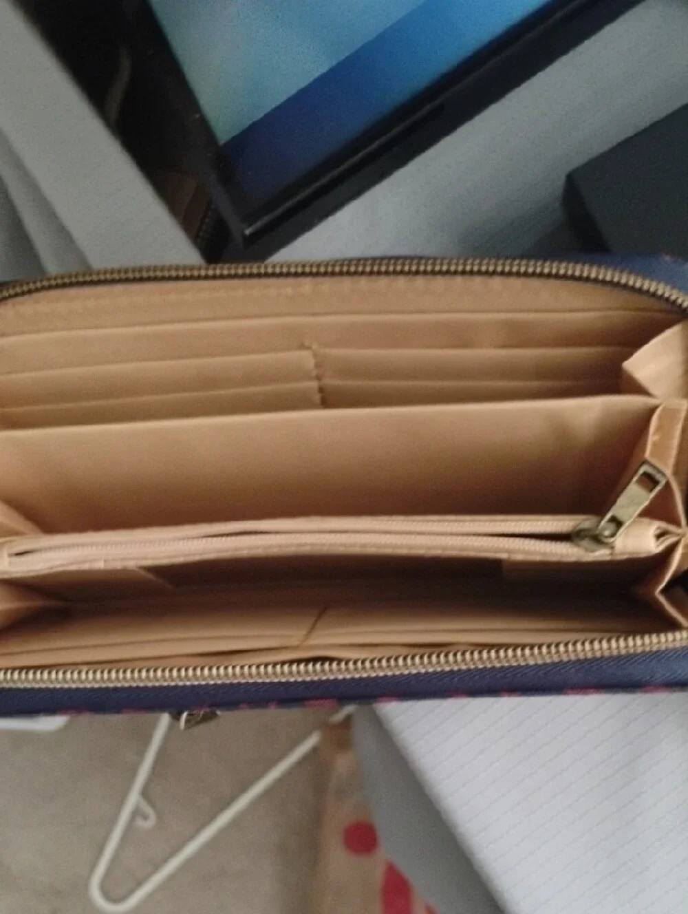 Travelon Navy and Purple Patterned Zip Wallet with Gold Hardware.Like New